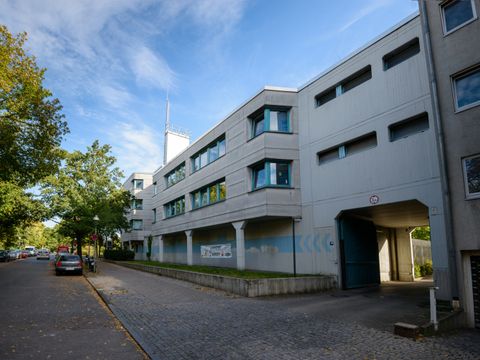 Bildvergrößerung: Polizei Bestandsgebäude Götzstraße 6