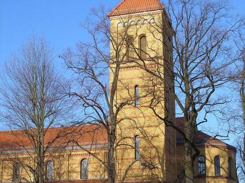 Krankenhauskirche Wuhlgarten: Konzert für eine Glocke