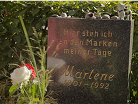 Grab von Marlene Dietrich auf dem Stubenrauchfriedhof