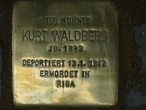 Stolperstein für Kurt Waldberg