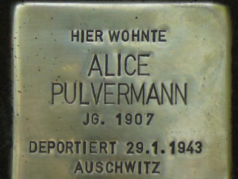 Stolperstein für Alice Pulvermann