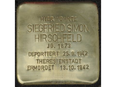 Bildvergrößerung: Stolperstein Siegfried Simon Hirschfeld