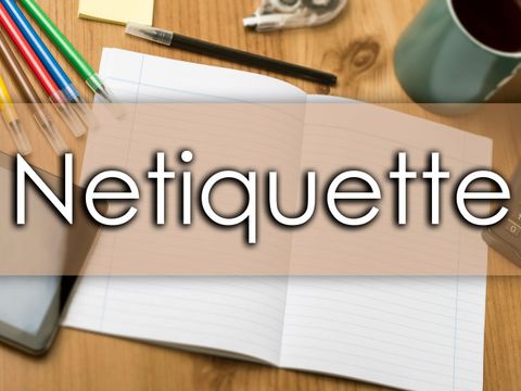 Netiquette - Geschäftskonzept mit Text