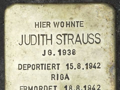Stolperstein Judith Strauss, Foto: H.-J. Hupka