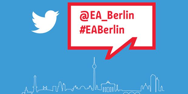 Blauer Hintergrund in der Farbe von Twitter, das Twitter-Logo sowie der Kanalname des EA