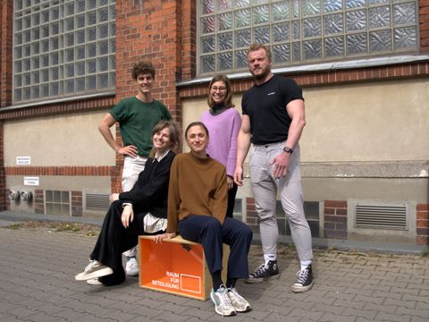 Team des Raums frü Beteiligung Tempelhof Schöneberg bestehend aus 5 Personen