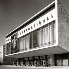 Kino International Berlin-Mitte, Karl-Marx-Allee 33, 1961-64 von Josef Kaiser, Heinz Aust, Günter Kunert und Horst Bauer