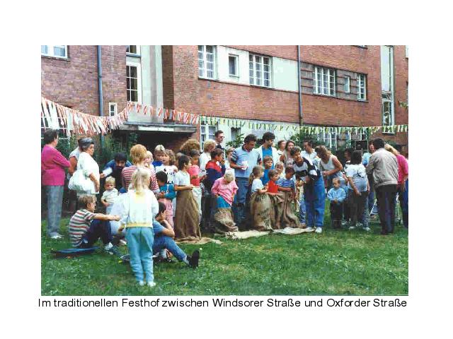 2003 Im traditionellen Festhof zwischen Windsorer Straße und Oxforder Straße