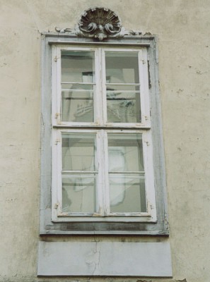 2005 Barockfenster mit Muschelornamenten