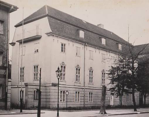 2005 Ansicht der Straßenseite um 1935