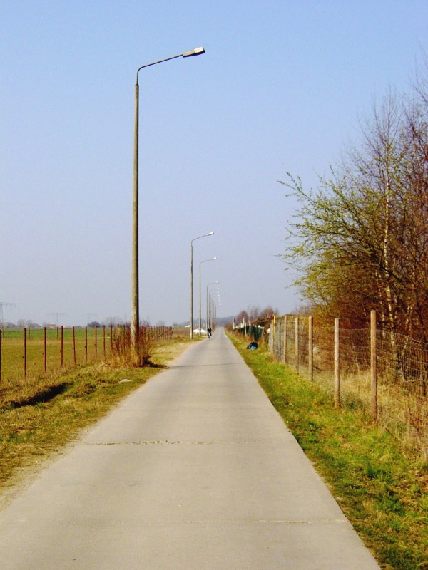 Mauerweg: ehemaliger Kolonnenweg in Groß Ziethen