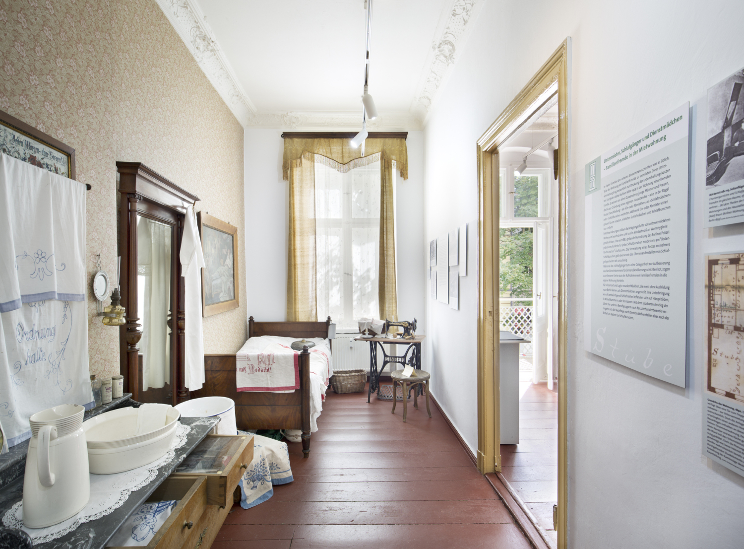 Ausstellung: Zimmermeister Brunzel baut ein Mietshaus - Schlafzimmer