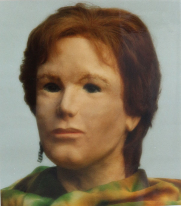Gesichtsweichteilrekonstuktion (Halbprofil links)
