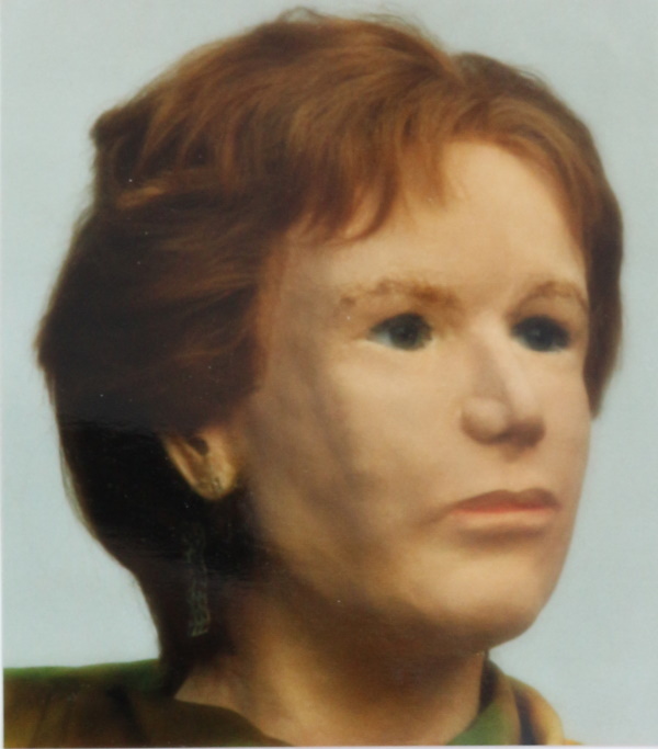 Gesichtsweichteilrekonstuktion (Halbprofil rechts)