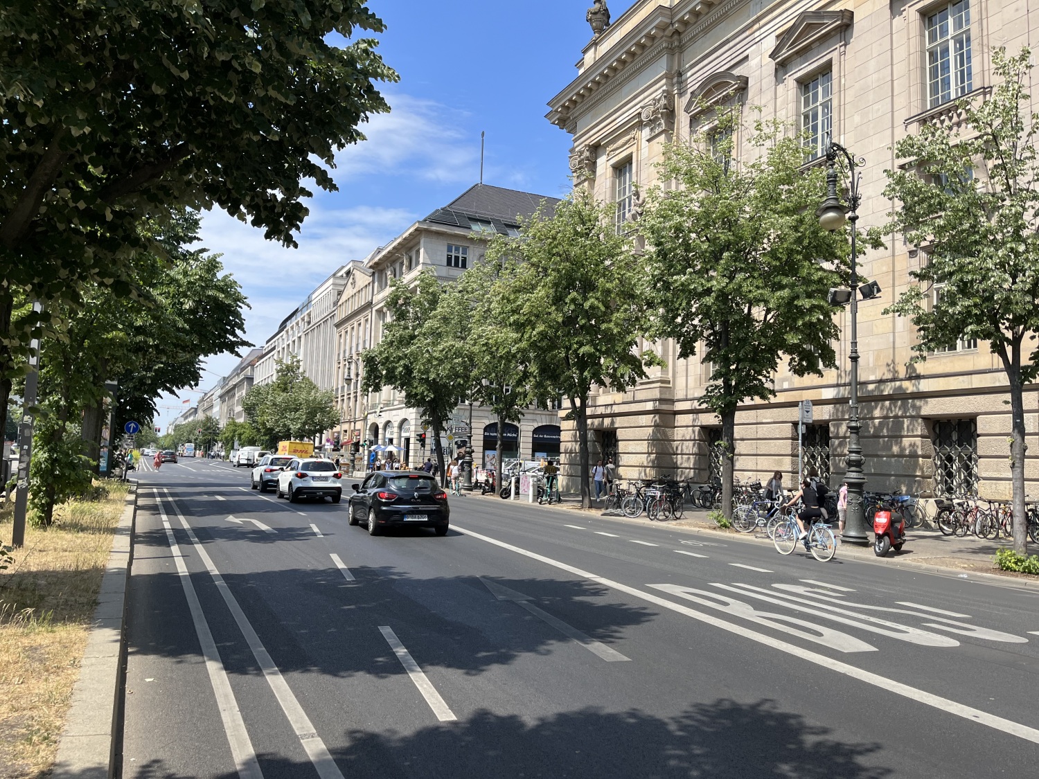 Straße Unter den Linden 