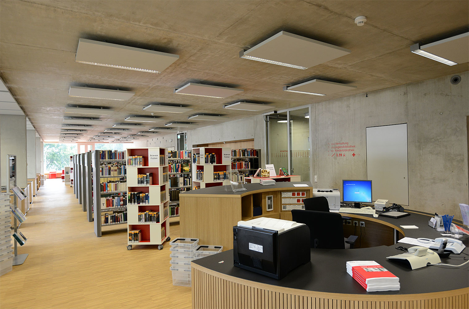 Schiller-Bibliothek: Theke