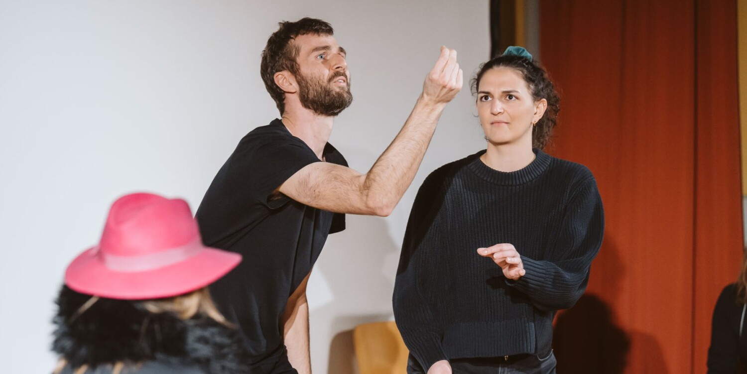 Improvisationstheater mit Janina Kutschan und den Asphaltalligatoren, Spielszene