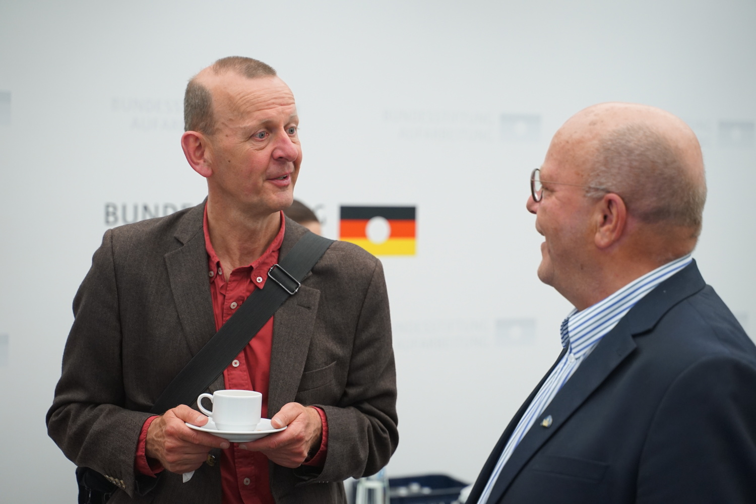 Axel Klausmeier, Direktor der Stiftung Berliner Mauer, und Hugo Diederich, Vorsitzender VOS e. V.