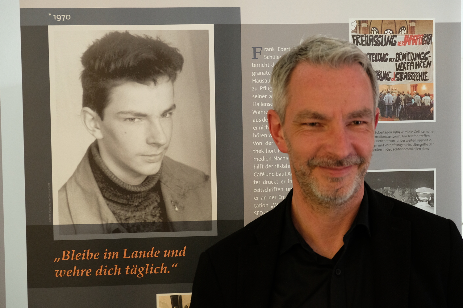 Frank Ebert in der Ausstellung "Jugendopposition in der DDR"