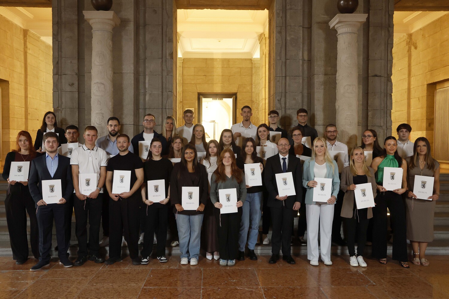 Gruppenfoto im Vestibül.