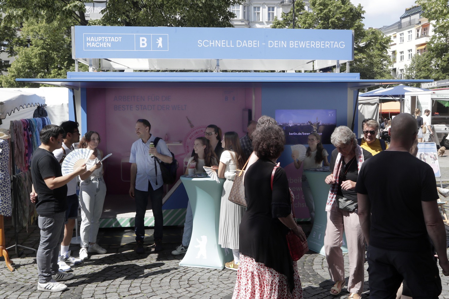 Gute Beratungen mit Humor und Lächeln.