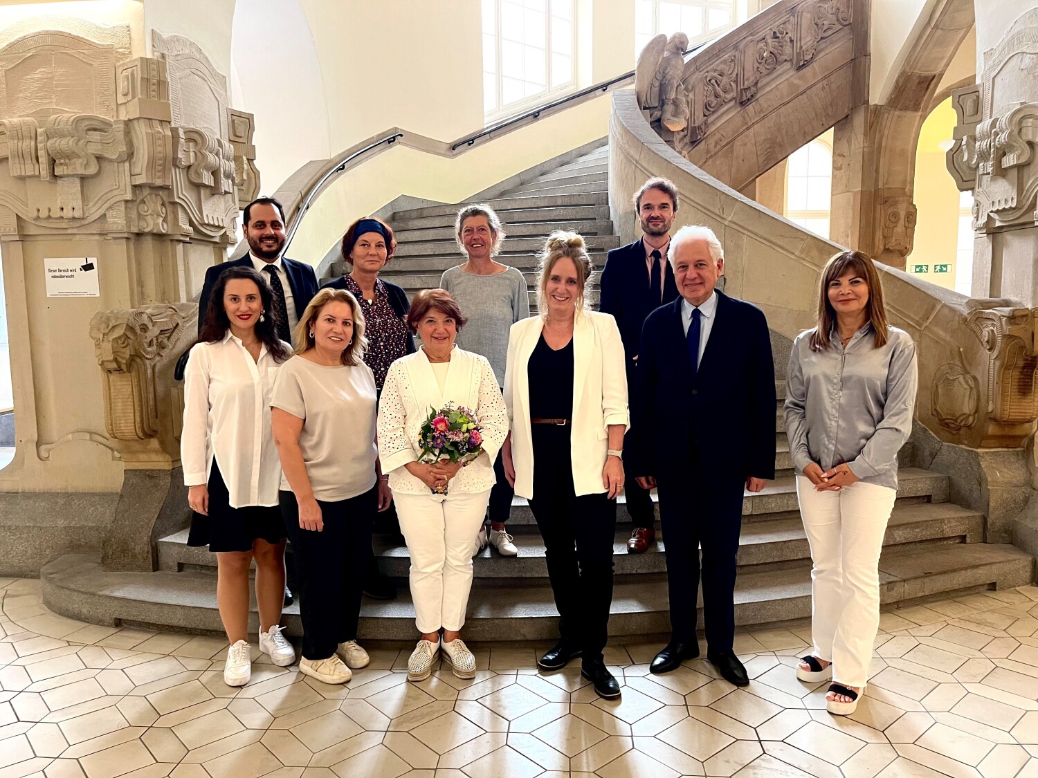 Kirstin Bauch und Bürgermeister Sisli und Delegation
