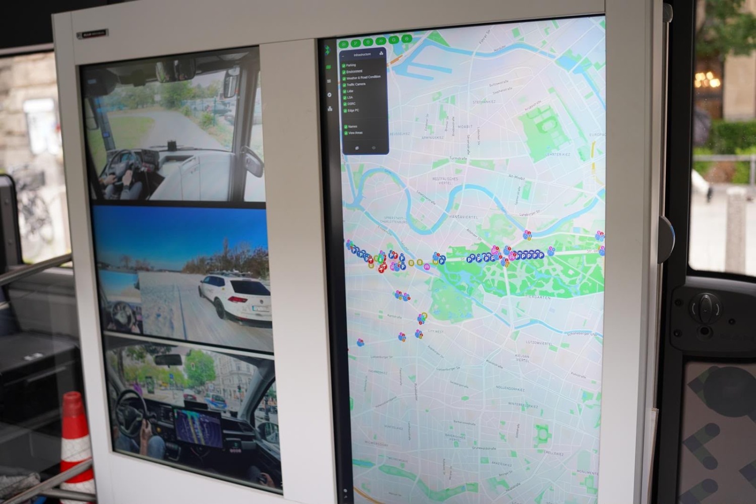 Blick in den autonomen Bus