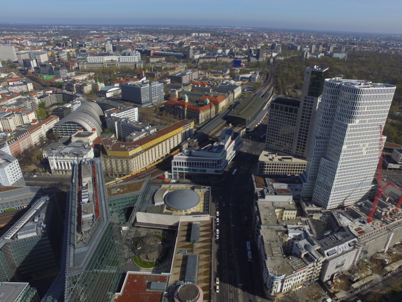 Von oben: Ein Blick auf die neue Skyline der City West 