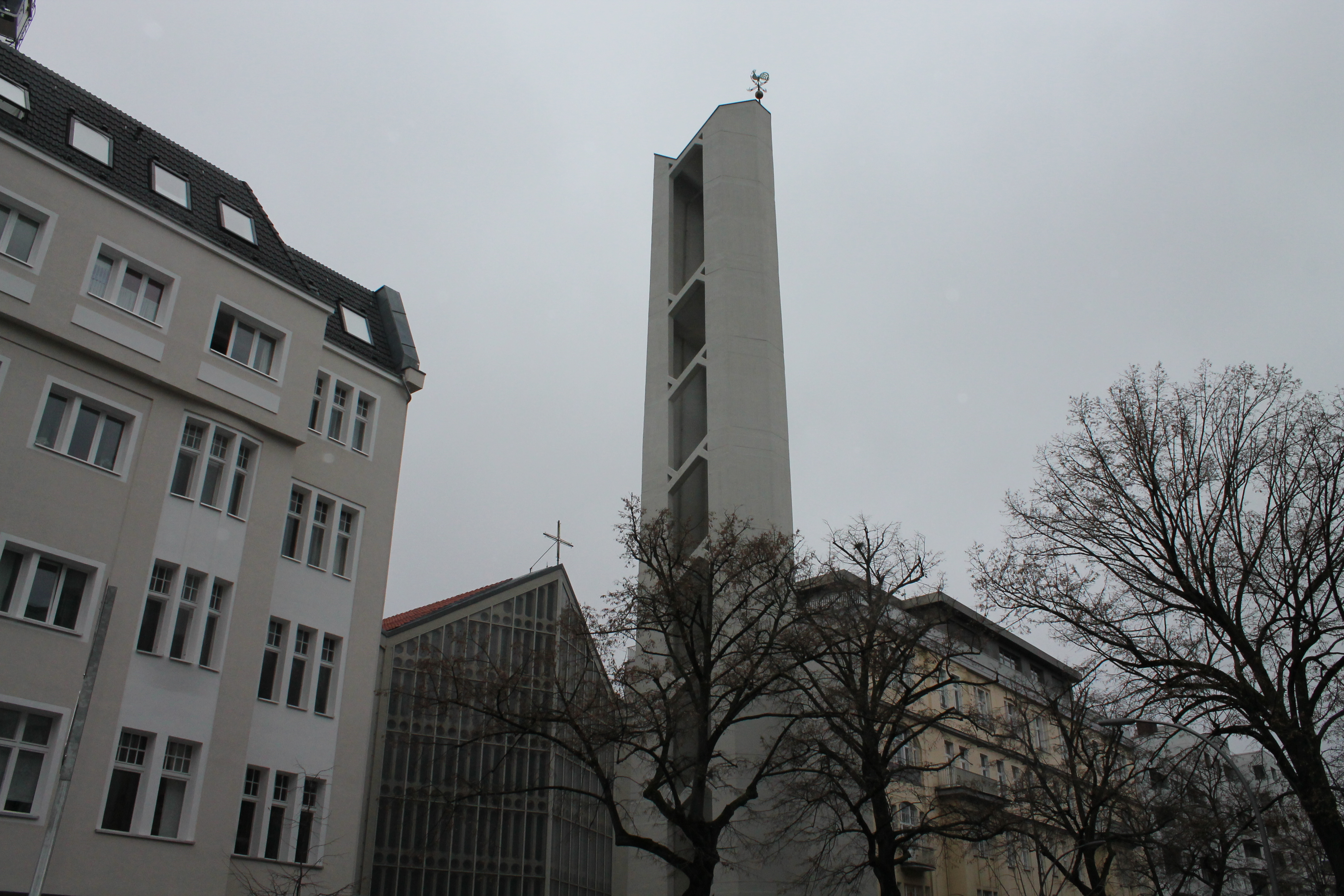 St-Albertus-Magnus-Kirche