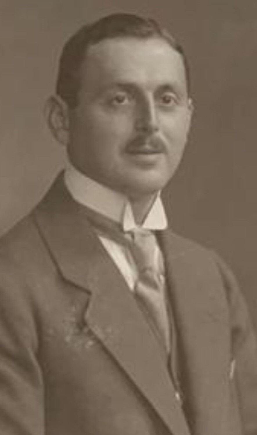 Johannes Lubow, Regierungsbaumeister, Berlin