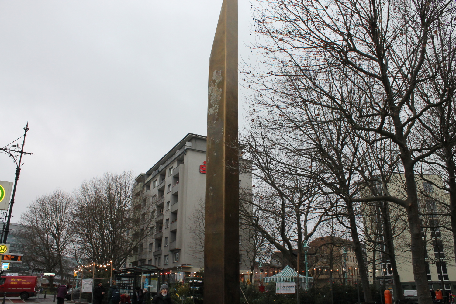 Obelisk Henriettenplatz