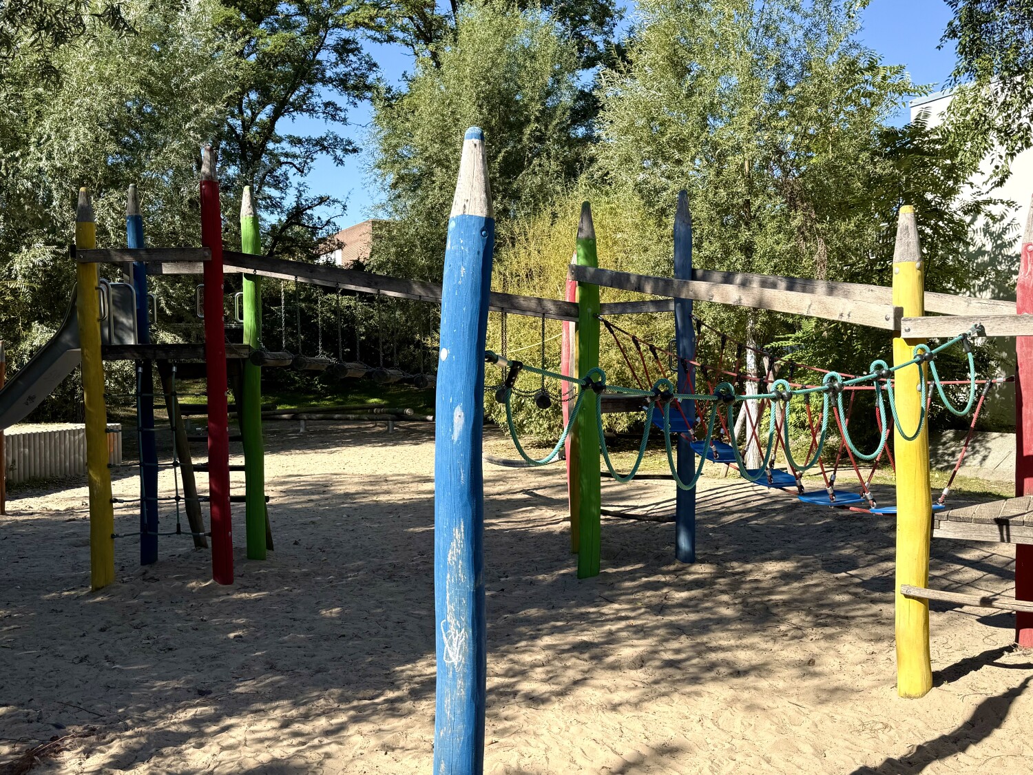 Spielplatz Sömmeringstraße an der Sporthalle