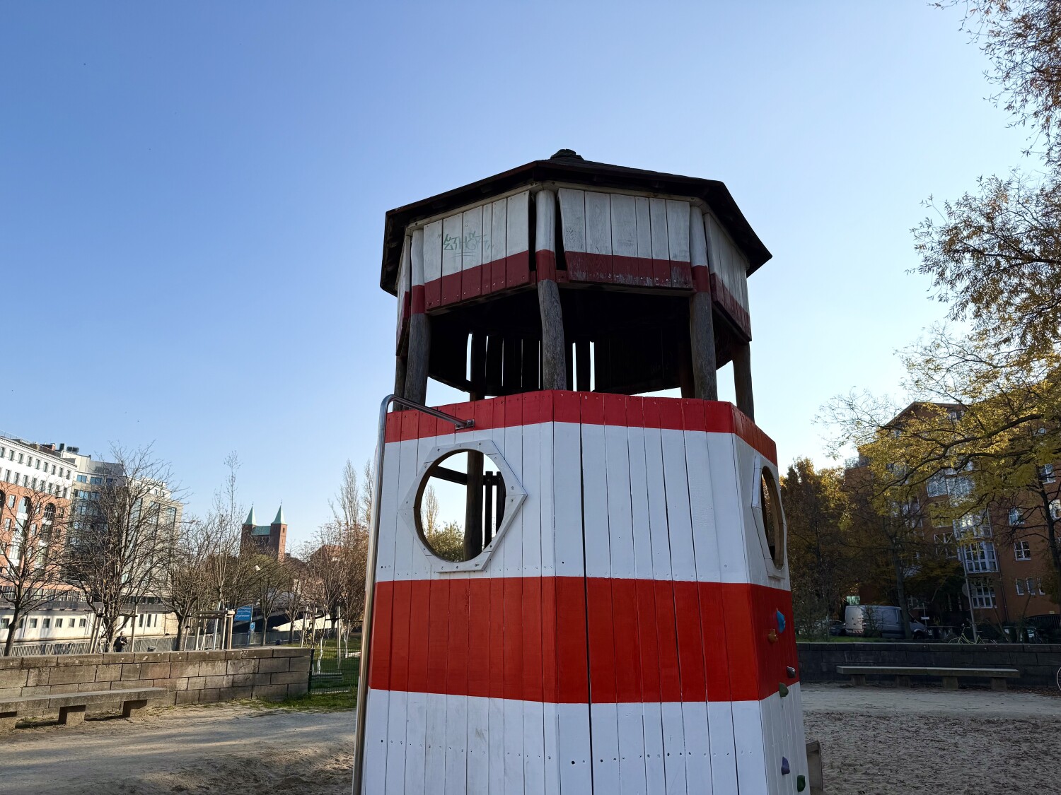 Spielplatz Spreebogen_Heisenbergstraße