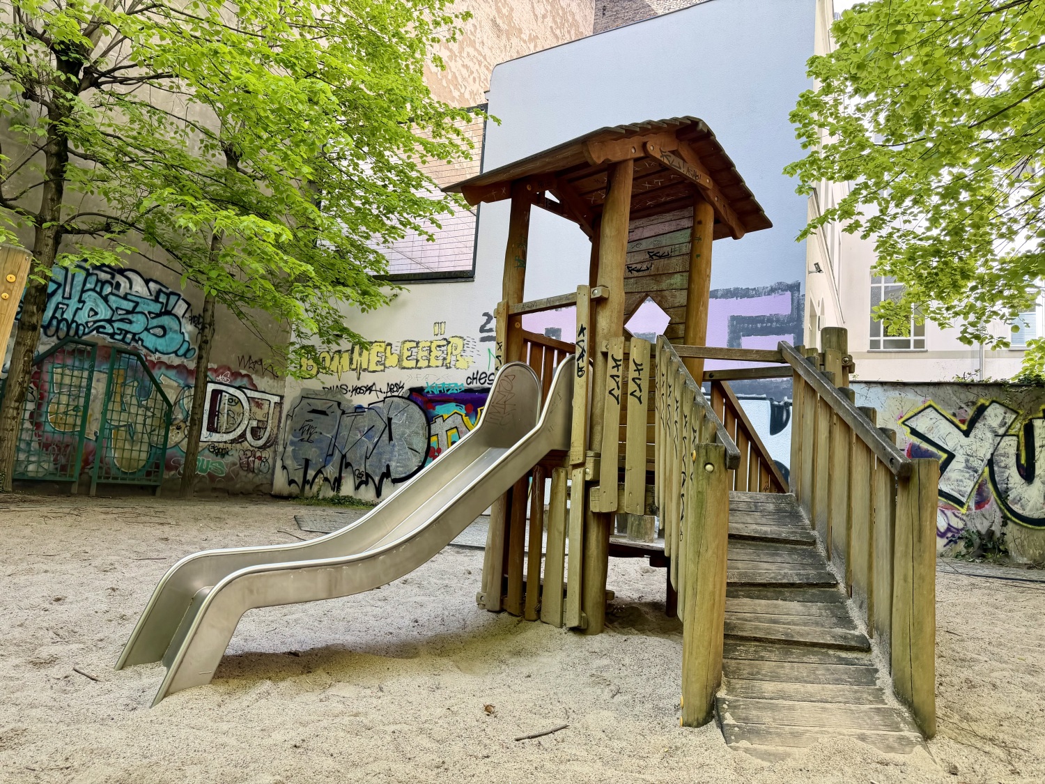 Spielplatz Bleibtreustraße 2