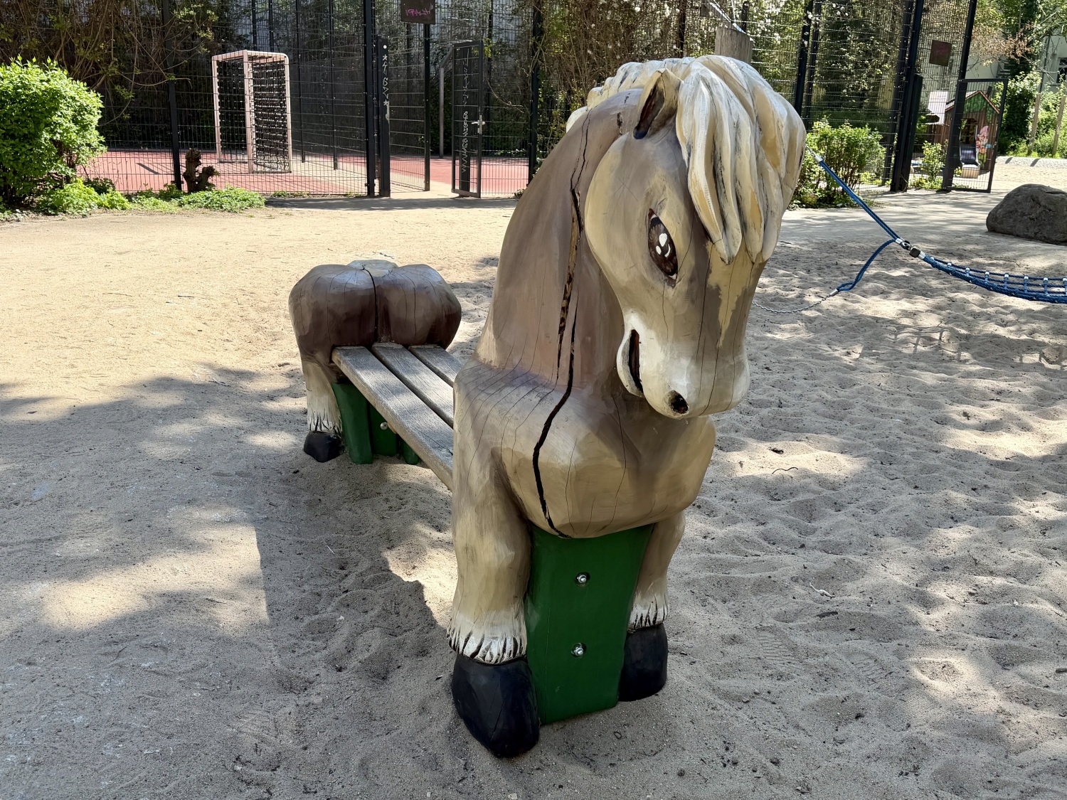 Spielplatz Mommsenstraße 48/49