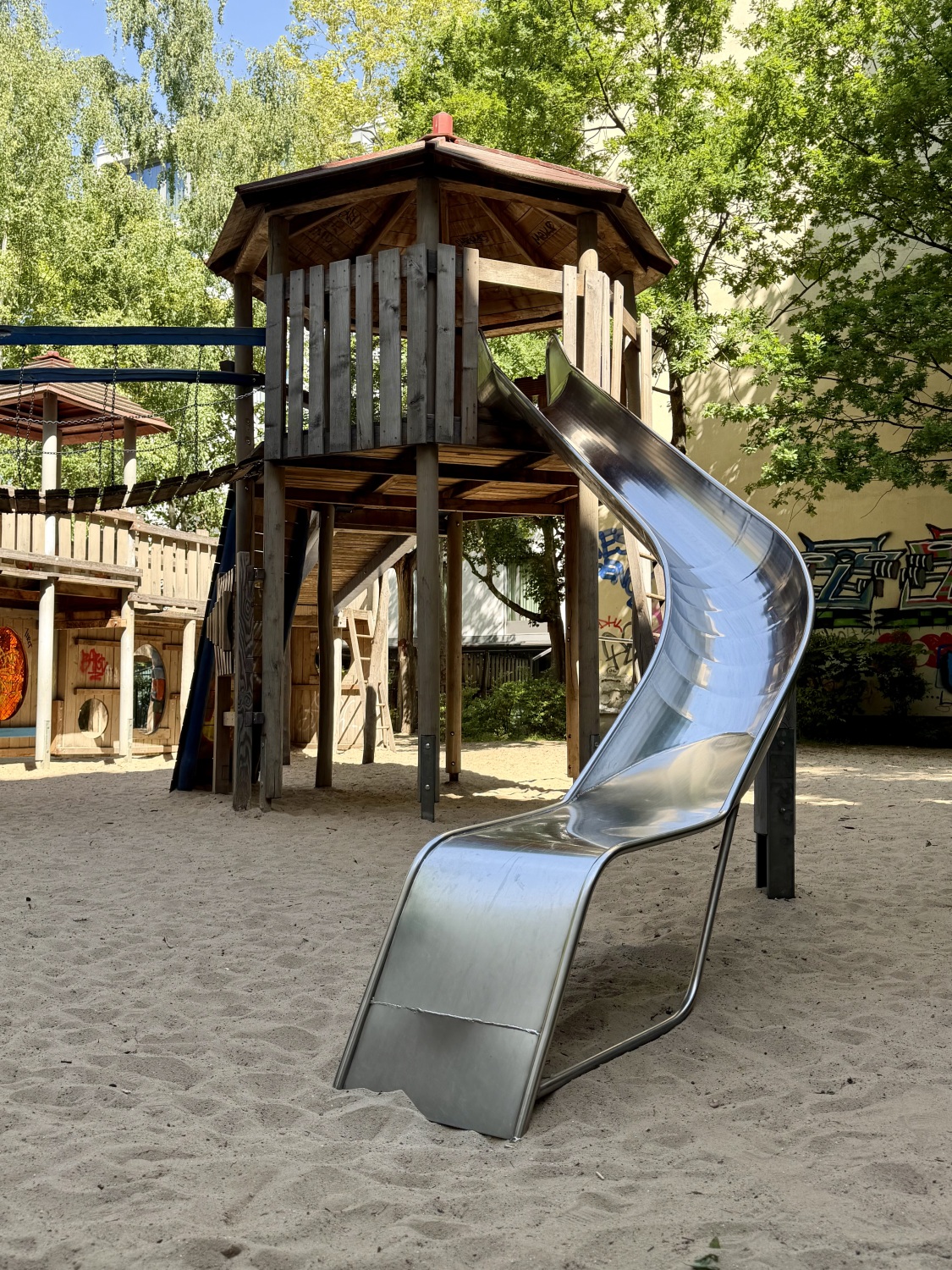 Spielplatz Knesebeckstraße 78/79