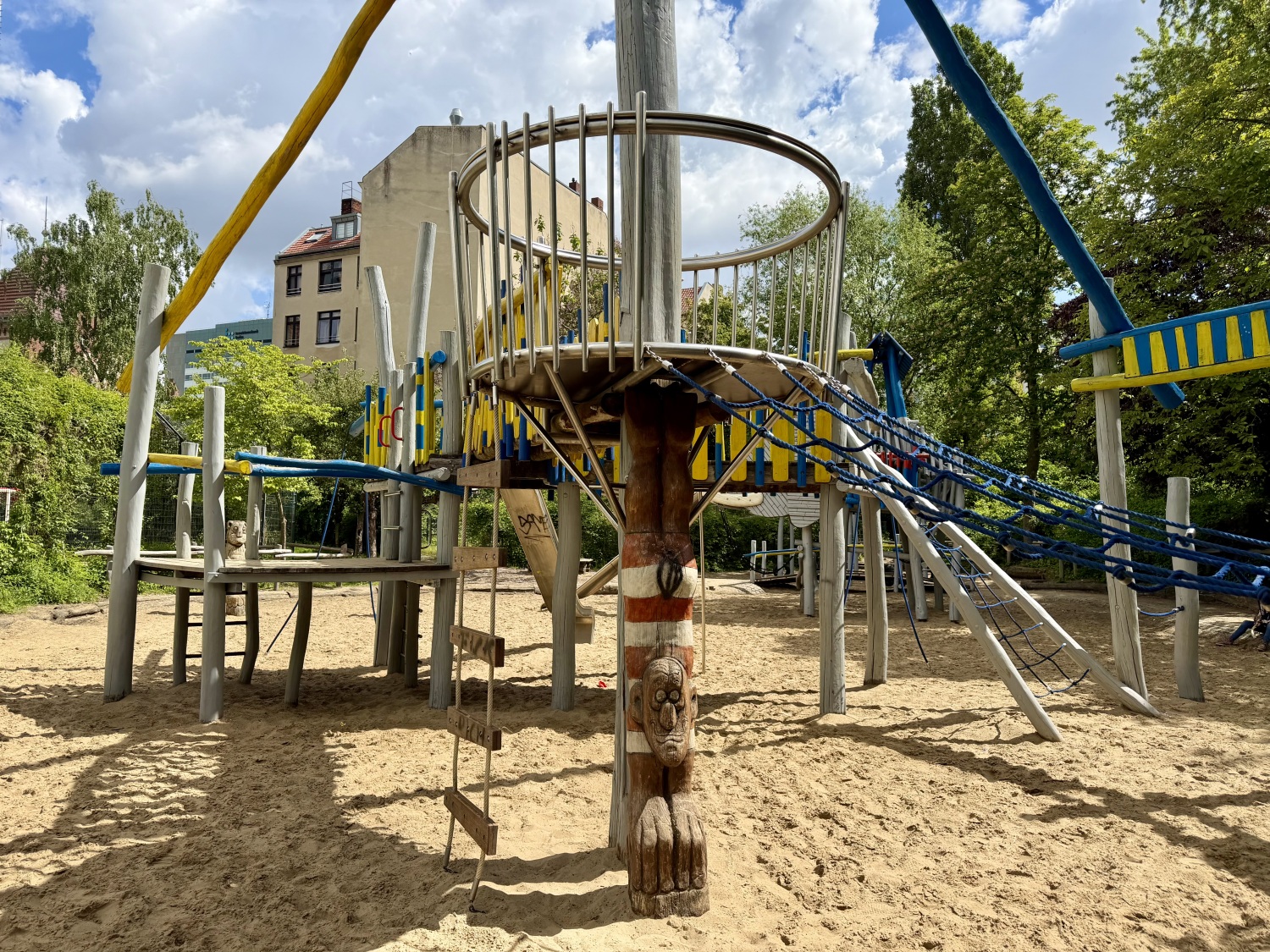 Spielplatz Nikolsburger Straße 6-8