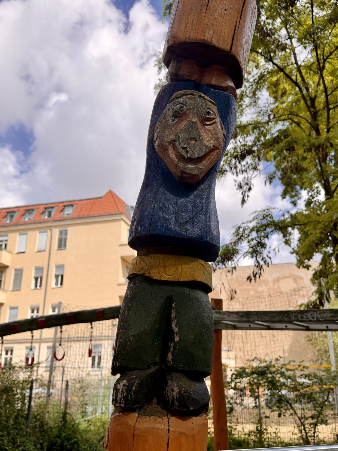 Spielplatz Pfalzburger Straße 38