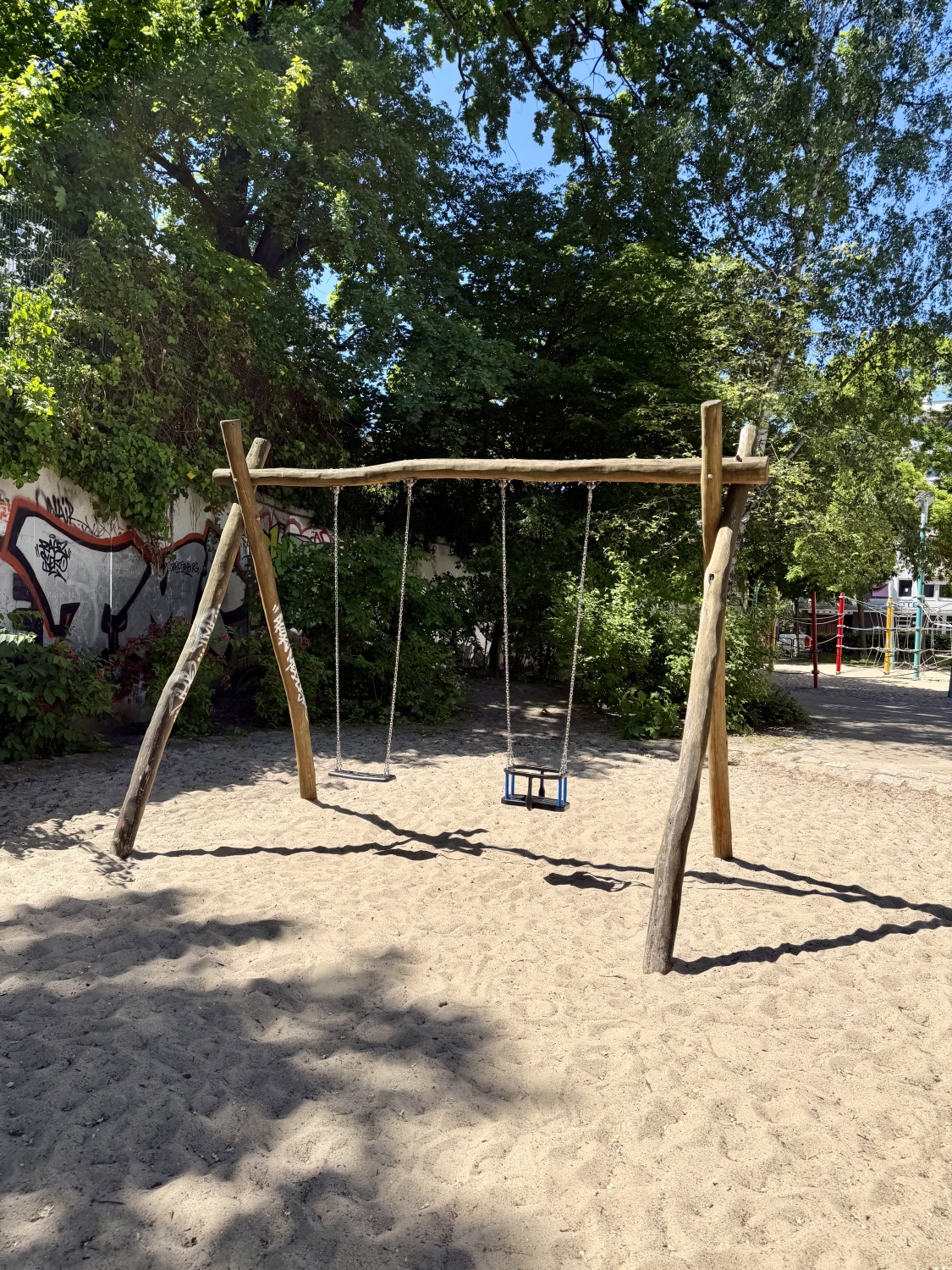 Spielplatz Schlüterstraße 24/Wielandstraße 42