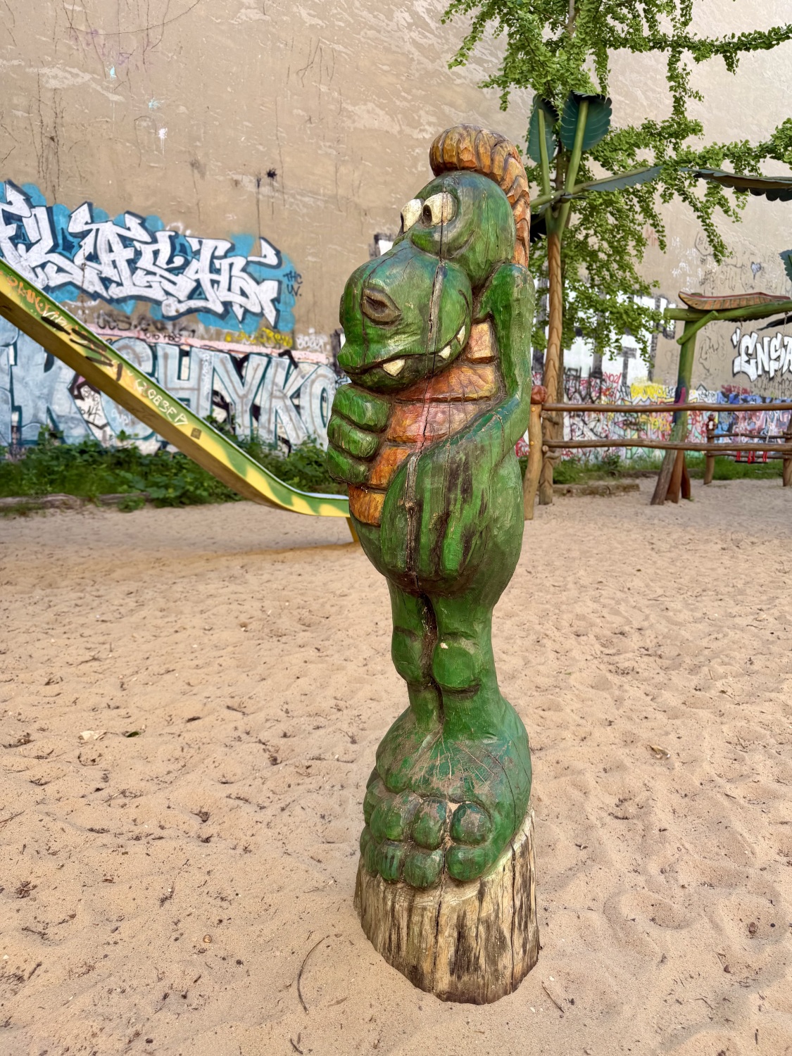 Spielplatz Waitzstraße 10