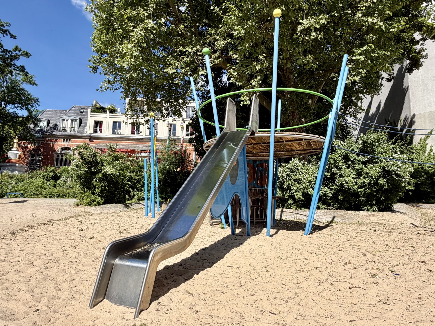 Spielplatz Königin-Elisabeth-Straße 51
