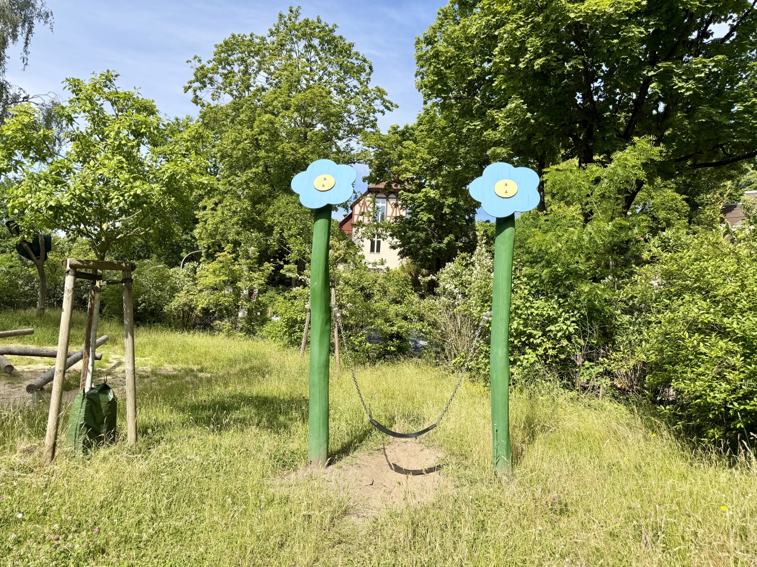 Spielplatz Warmbrunner Straße 6-8