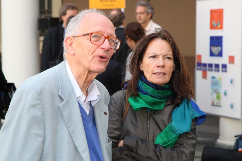Im Gespräch mit Bezirksstadträtin Schmiedhofer (r.)