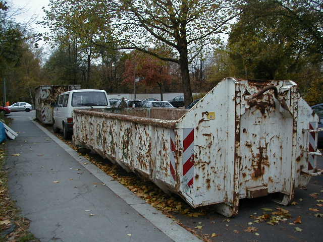 Abfallcontainer (November 2006)