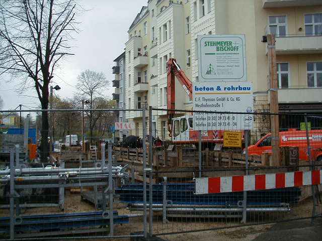 Baustelle von der Mecklenburgischen Str. aus gesehen