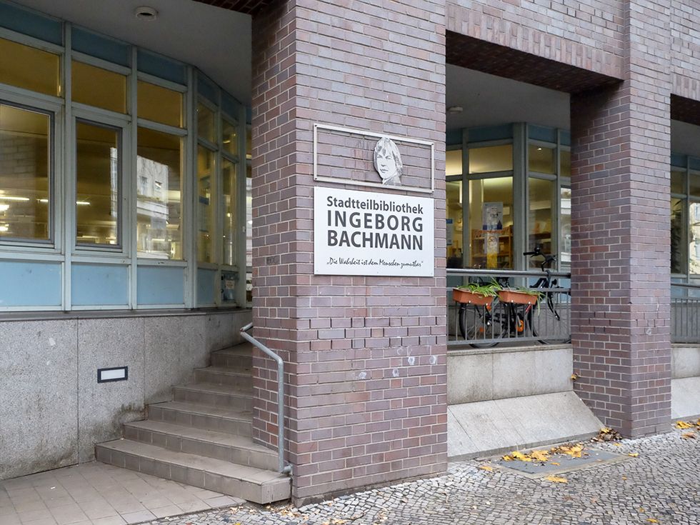 Ingeborg-Bachmann-Bibliothek - Außenansicht