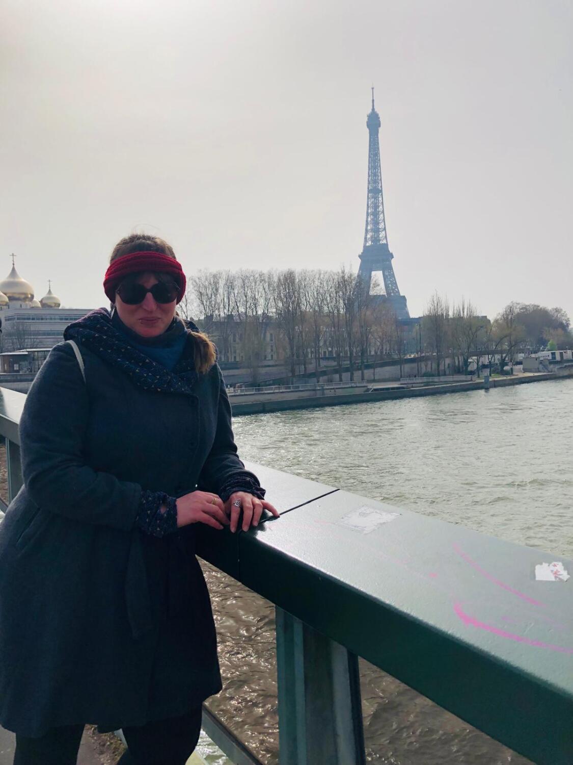 Vor dem Eiffelturm