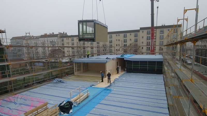 Bau eines dreigeschossigen Schulgebäudes in Holzmodulbauweise an der Hausburgschule