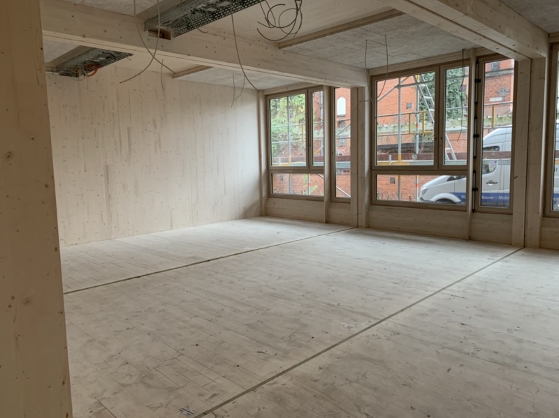 Innenansicht Klassenzimmer Hausburgschule Holzbaumodul