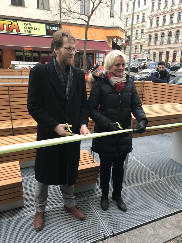Einweihung Parklets Bergmanntraße